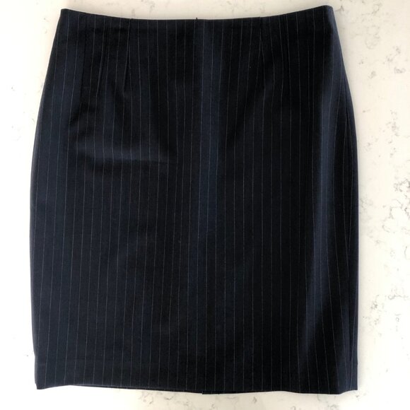 Brooks Brothers Explorer Classic Lined Pinstripe Wool Pencil Skirt Navy Sz 8 - Picture 10 of 10